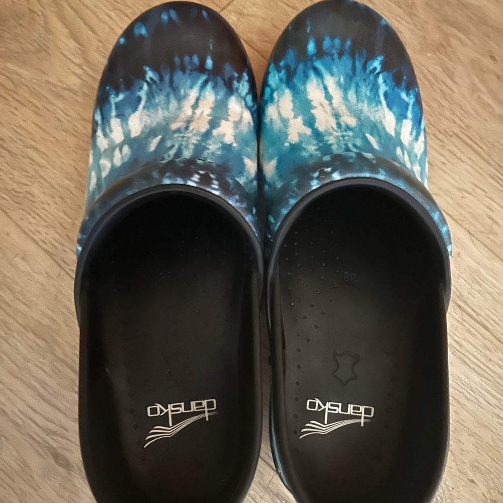 Dansko clogs - Picture 3 of 5